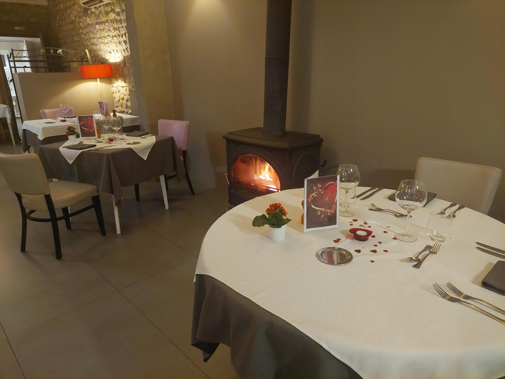 Le Logis De Berianne Aparthotel Les Tourrettes Bagian luar foto